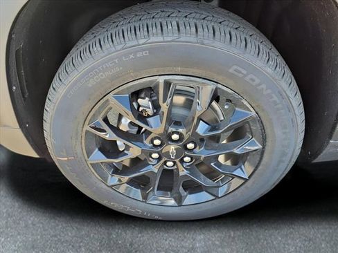 New 2026 Chevrolet Traverse LT w/ Midnight/Sport Edition image 28