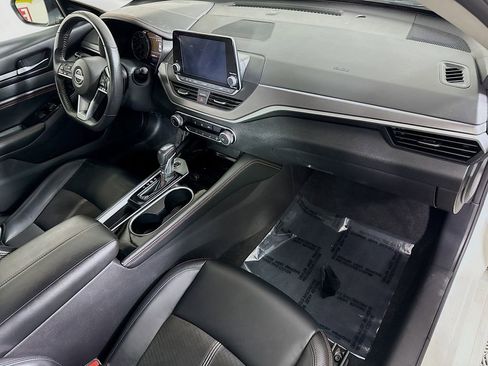 Certified 2023 Nissan Altima 2.5 SR image 30