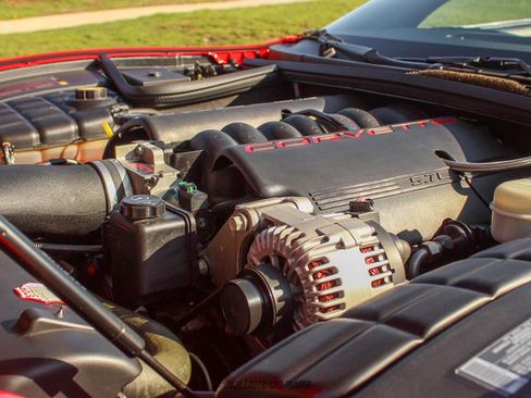 Used 2004 Chevrolet Corvette Convertible w/ Preferred Equipment Group image 24