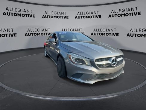 Used 2015 Mercedes-Benz CLA 250 image 5