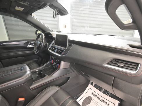 Used 2022 Chevrolet Tahoe RST w/ Luxury Package AWD/4WD image 19