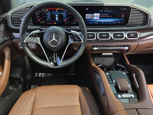 Certified 2024 Mercedes-Benz GLS 450 4MATIC image 14