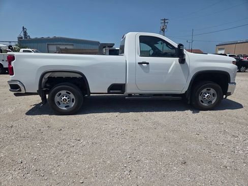 Used 2022 Chevrolet Silverado 2500 W/T w/ WT Fleet Convenience Package AWD/4WD image 3