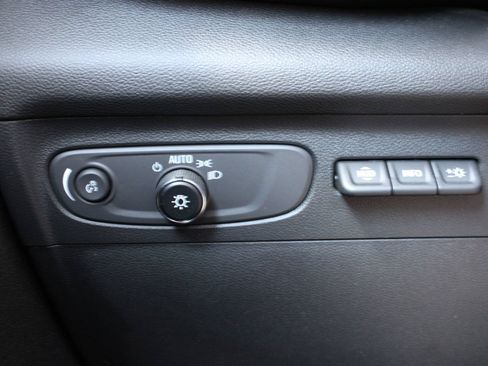 Used 2023 Buick Envision Avenir FWD image 25