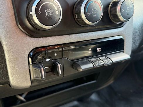 Used 2020 RAM 2500 Tradesman RWD image 33