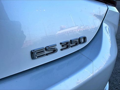 Used 2019 Lexus ES 350 w/ Accessory Package 2 image 28