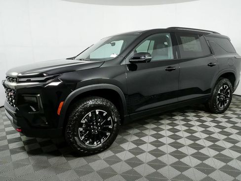 New 2026 Chevrolet Traverse Z71 w/ Driver Confidence Package image 2