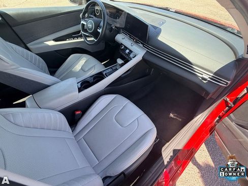 Used 2025 Hyundai Elantra Limited FWD image 10