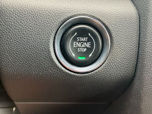 Used 2025 GMC Acadia Elevation FWD image 26