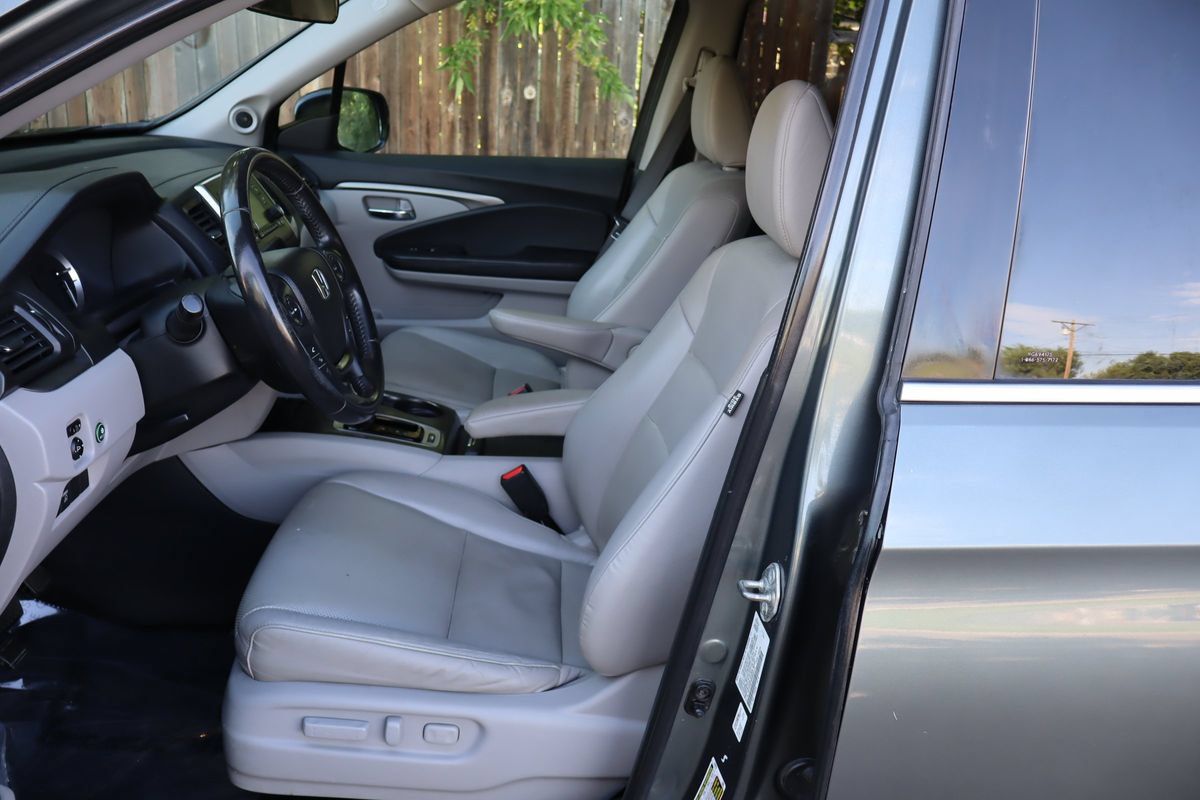 Used 2019 Honda Ridgeline RTL image 19