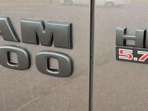 Used 2018 RAM 1500 Rebel image 15