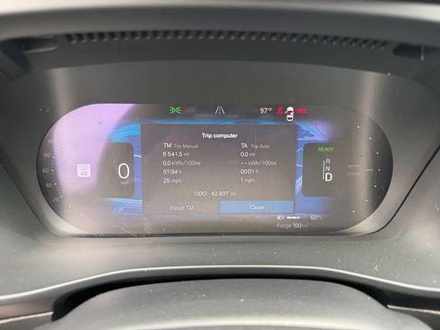 Certified 2023 Volvo C40 P8 Recharge Ultimate AWD/4WD image 26