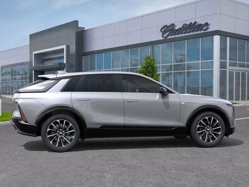 New 2026 Cadillac Lyriq Sport RWD image 6