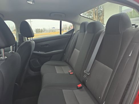 Used 2025 Nissan Sentra SV image 14