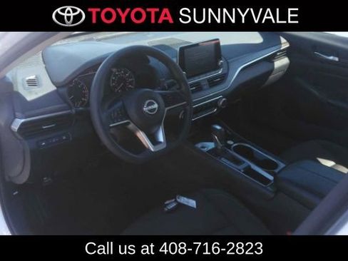 Used 2024 Nissan Altima 2.5 SV image 4