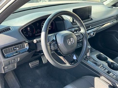 Used 2025 Honda Civic Sport image 18