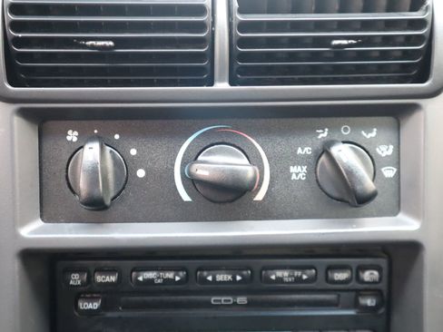 Used 2004 Ford Mustang GT image 52