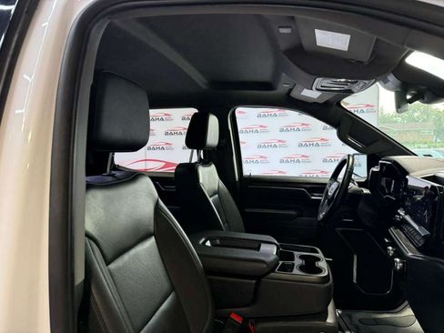 Used 2025 GMC Sierra 1500 SLT AWD/4WD image 47