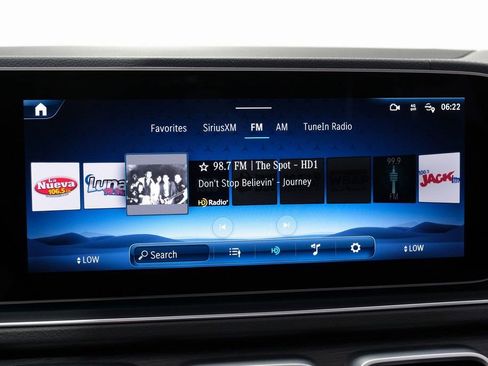 Used 2024 Mercedes-Benz GLS 450 4MATIC image 28