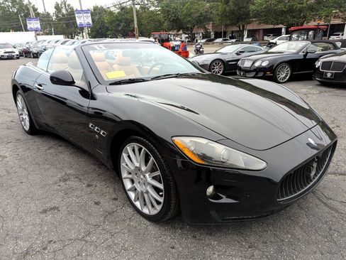Used 2011 Maserati GranTurismo Convertible image 38