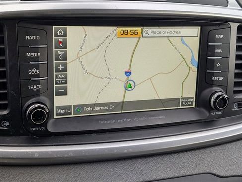 Used 2020 Kia Sorento SX image 25