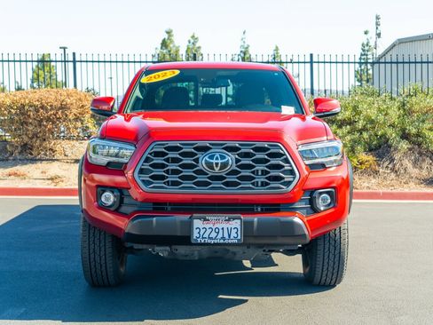 Certified 2023 Toyota Tacoma TRD Off-Road w/ Black Out Package (TMS) AWD/4WD image 2