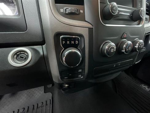 Used 2017 RAM 1500 Express AWD/4WD image 16