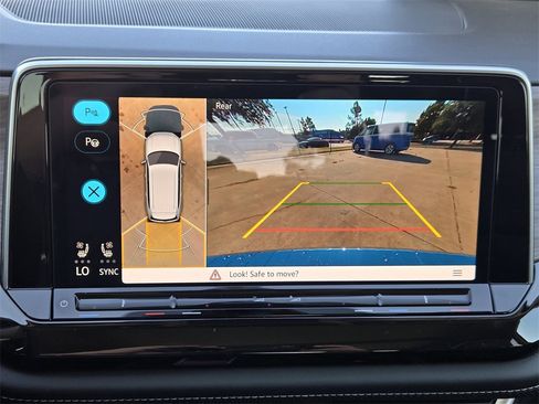 New 2026 Volkswagen Atlas SEL Premium R-Line image 15