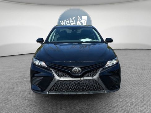Used 2020 Toyota Camry SE w/ Cold Weather Package AWD/4WD image 8