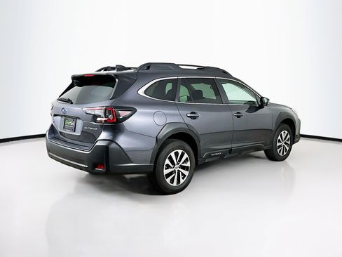 Used 2025 Subaru Outback Premium image 9