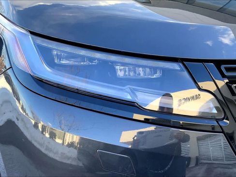 Used 2026 Land Rover Range Rover Velar Dynamic SE image 26