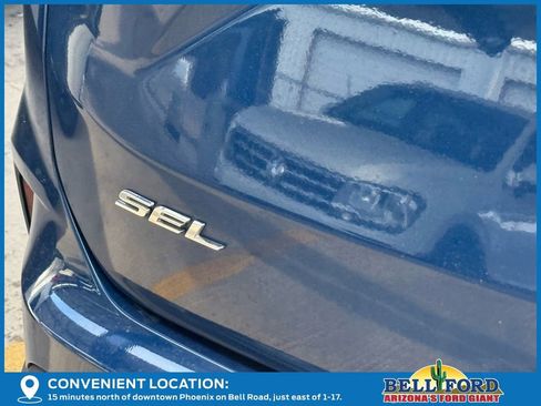 Used 2022 Ford Edge SEL w/ Convenience Package image 11