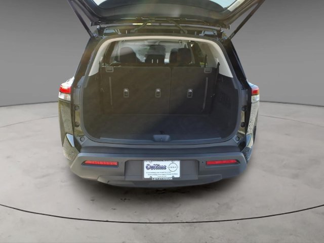 Certified 2025 Nissan Pathfinder SV FWD image 11