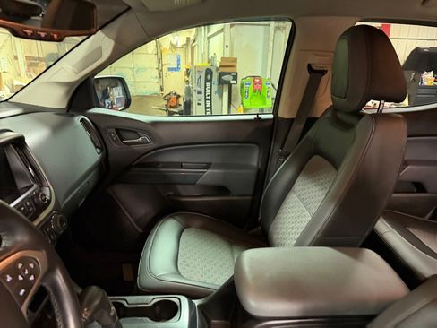 Used 2016 Chevrolet Colorado Z71 image 31