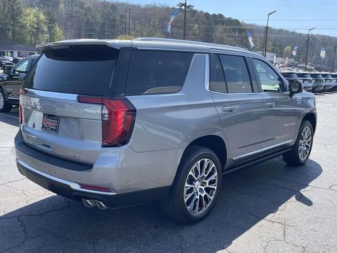 New 2026 GMC Yukon Denali w/ Denali Reserve Package AWD/4WD image 3