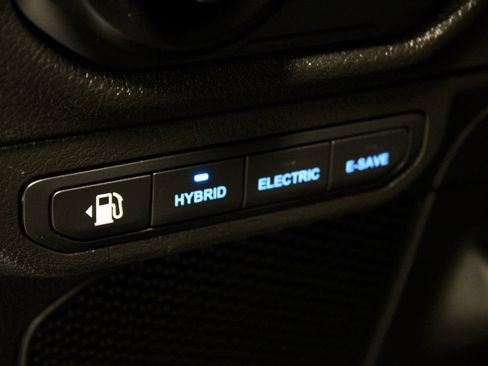 Used 2024 Jeep Wrangler Unlimited AWD/4WD image 31