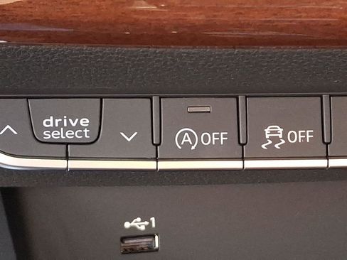 Used 2023 Audi A5 2.0T Premium Plus w/ Premium Plus image 25