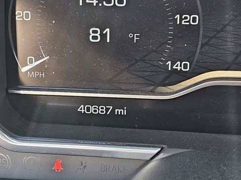 Used 2024 GMC Sierra 2500 AT4 w/ AT4 Premium Plus Package image 29