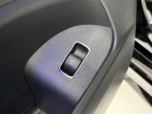 Used 2025 Mercedes-Benz GLE 53 AMG 4MATIC Coupe image 33