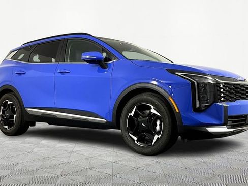 Certified 2026 Kia Sportage EX w/ EX Panorama Roof Package image 3