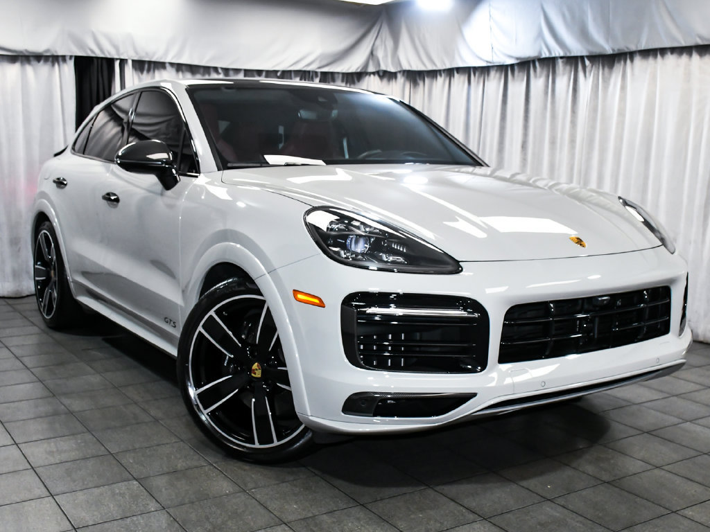 Used 2023 Porsche Cayenne GTS w/ Premium Package Plus AWD/4WD image 3