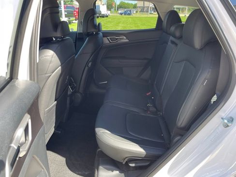 New 2026 Kia Sportage EX FWD image 10