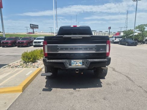 Used 2019 Ford F350 Platinum w/ Platinum Ultimate Package AWD/4WD image 6