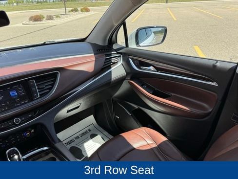 Used 2021 Buick Enclave Avenir w/ Avenir Technology Package AWD/4WD image 17
