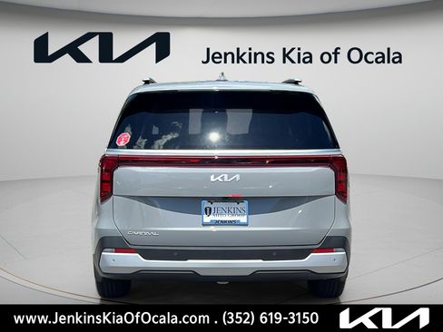 New 2026 Kia Carnival EX FWD image 4