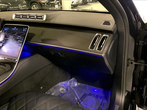 Used 2025 Mercedes-Benz S 500 S 500 image 18