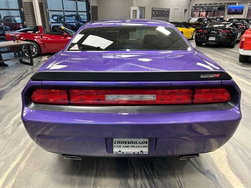 Used 2010 Dodge Challenger SRT8 w/ SRT Option Group II image 31