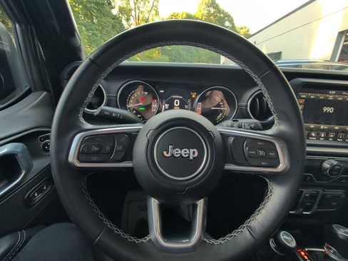 Used 2021 Jeep Wrangler Unlimited Sahara 4xe image 24