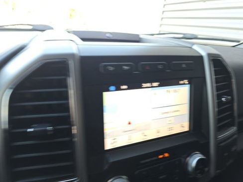 Used 2019 Ford F150 Lariat w/ Equipment Group 502A Luxury image 12