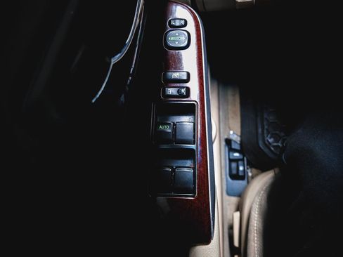 Used 2014 Toyota Camry XLE image 22